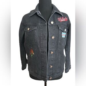 The Wild Collective Chicago Blackhawks Embroidered Denim Jacket NHL Patch Small